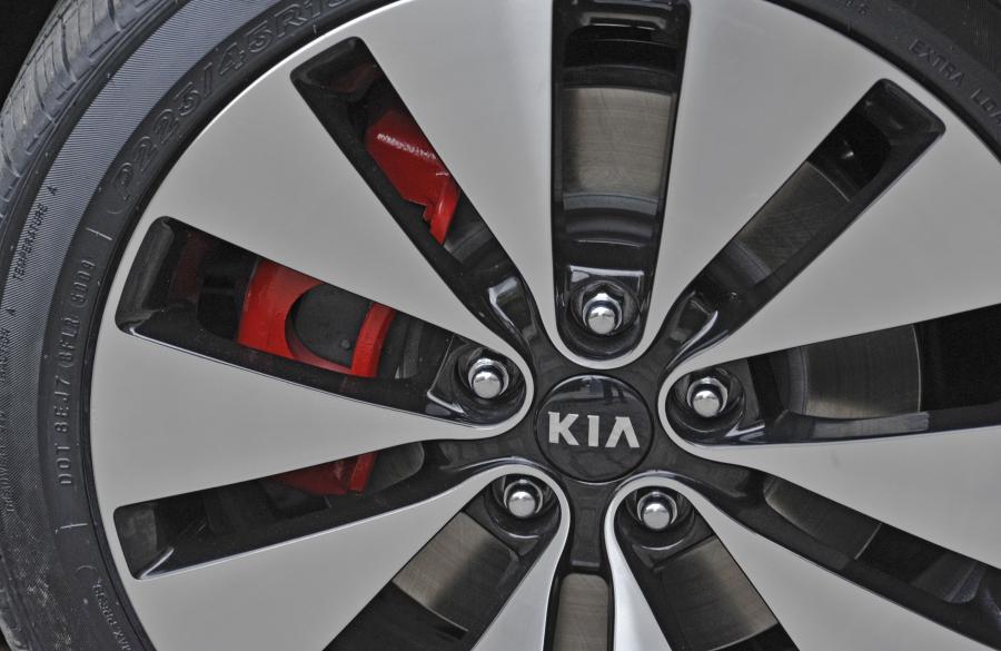  Kia Optima 2011 года  (фото 49 из 69)